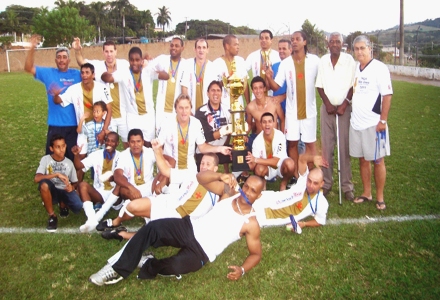 <a href="home/noticia/8877">Campeonato Regional de Veteranos 35 da LRF 2012– “Cinquentenario da LRF)”- Confiram a tabela completa do certame</a>