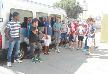 <a href="home/noticia/11288">AAR faz amistoso contra o sub-15 da Ferroviária e tem dois jogadores selecionados</a>