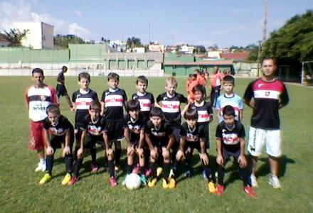 <a href="home/noticia/11439">AAR vence a Escolinha Vulcão (Poços de Caldas) em três categorias</a>