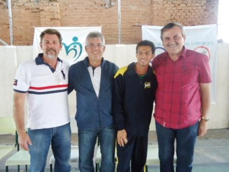 <a href="home/noticia/11454">VIII Campeonato de Futsal PEF Euclides da Cunha 2013- Vejam as fotos</a>